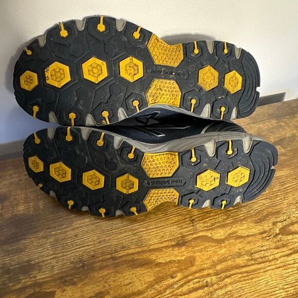 New Balance Shoes Men's 13 573 V3 MTE573S3 Blue Running Sneakers - Picture 10 of 10